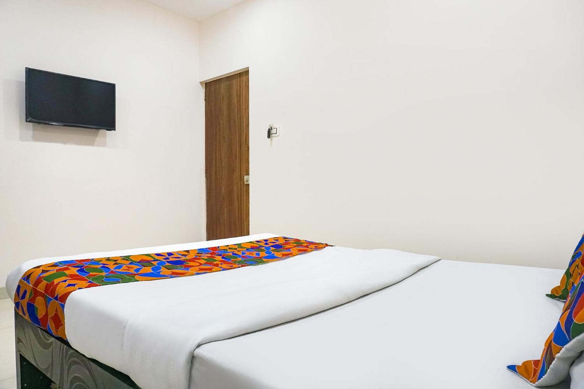 Fabhotel Rachana Residency - Nr Shivaji Nagar Metro Station Pune Eksteriør bilde