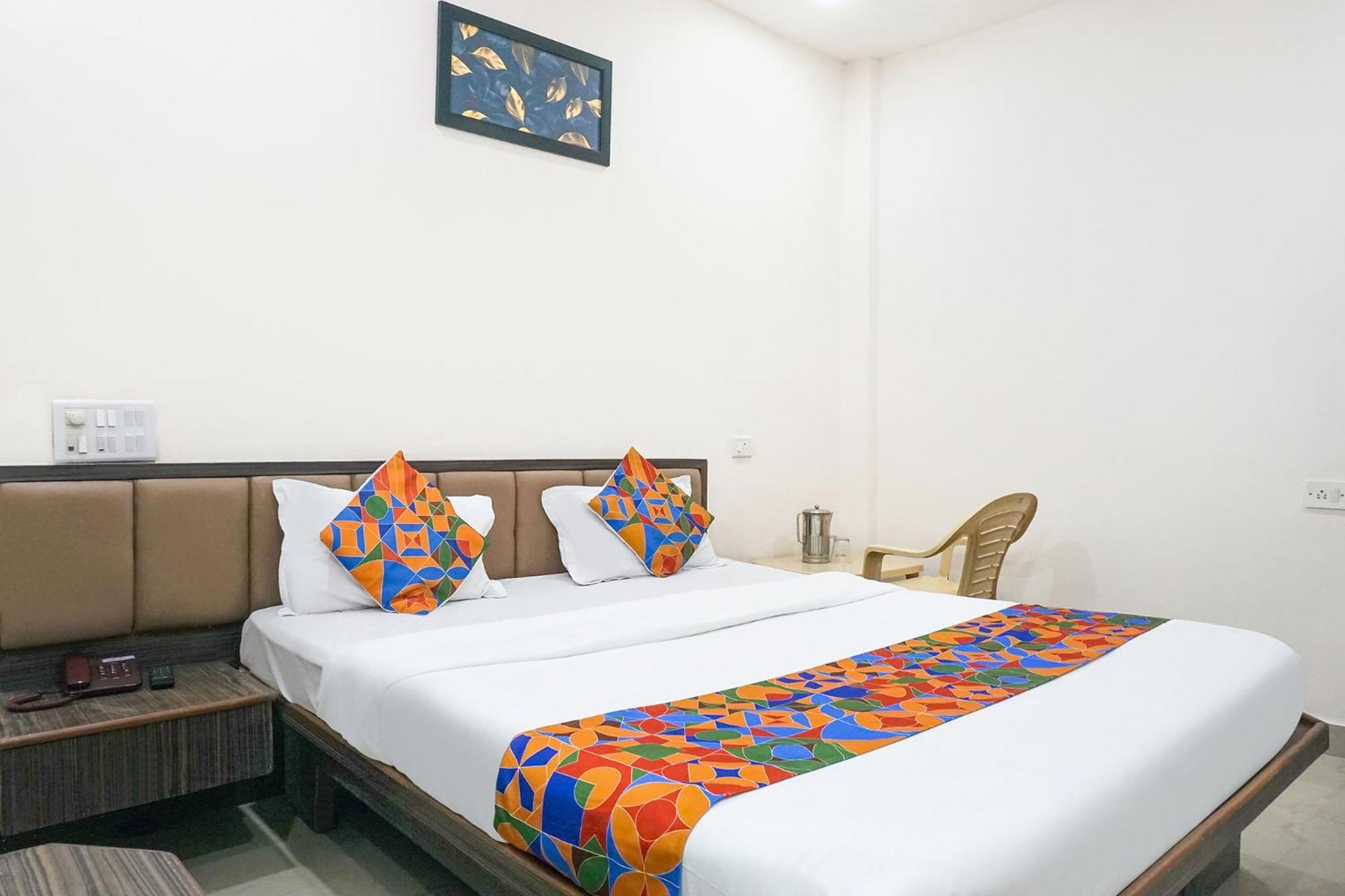 Fabhotel Rachana Residency - Nr Shivaji Nagar Metro Station Pune Eksteriør bilde